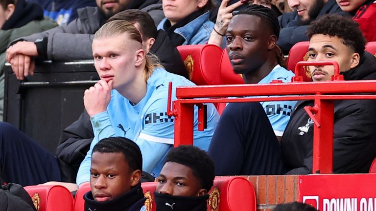 Michael Carrick proves Manchester United DNA isn’t a myth – Hits and misses