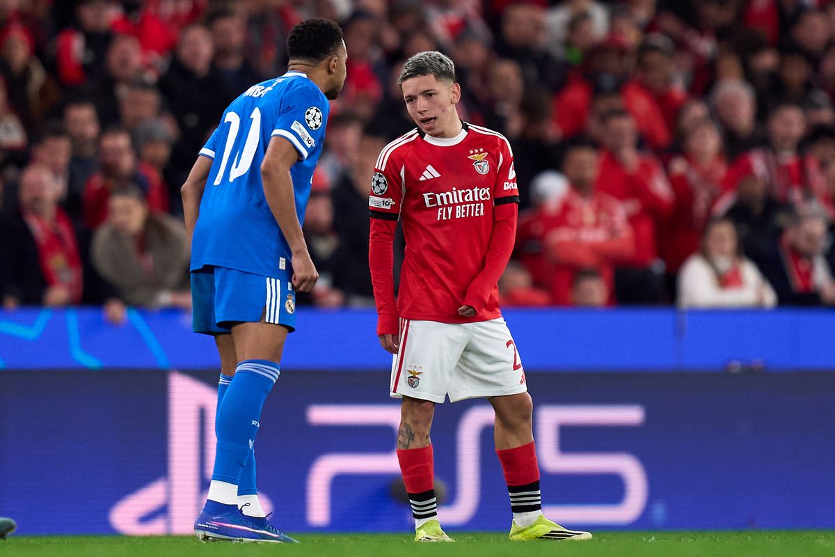 Carragher opens up on Suarez and Evra incident after Vinicius Jr racism row