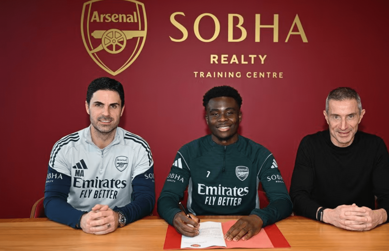 OFFICIAL: Saka signs a new long-term contract with Arsenal